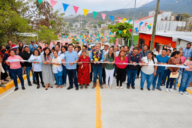 Inician obras de pavimentación en Real del Bosque tras décadas de espera