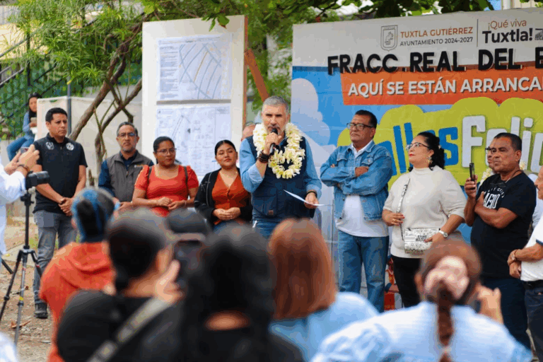 Ángel Torres arranca nueva obra vial en Real del Bosque tras años de rezago