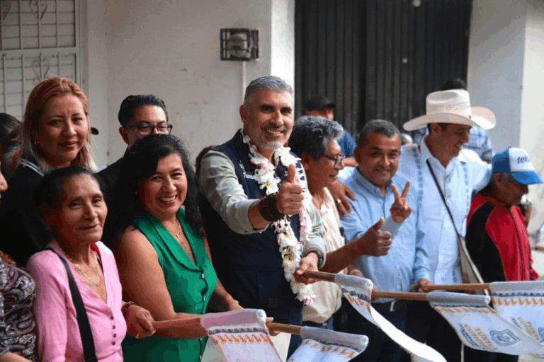 Tras más de 30 años, inicia pavimentación en la colonia Potinaspak con programa Calles Felices