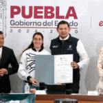 Reconocen talento poblano en NASCAR: Armenta destaca a Majo Rodríguez como orgullo estatal