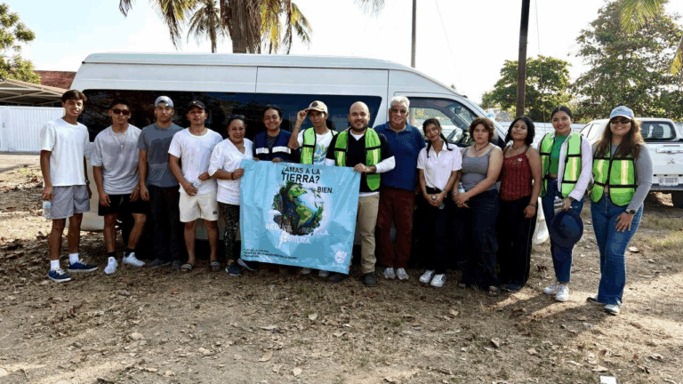 Recolectan una tonelada de residuos en jornada ambiental en Puerto Madero