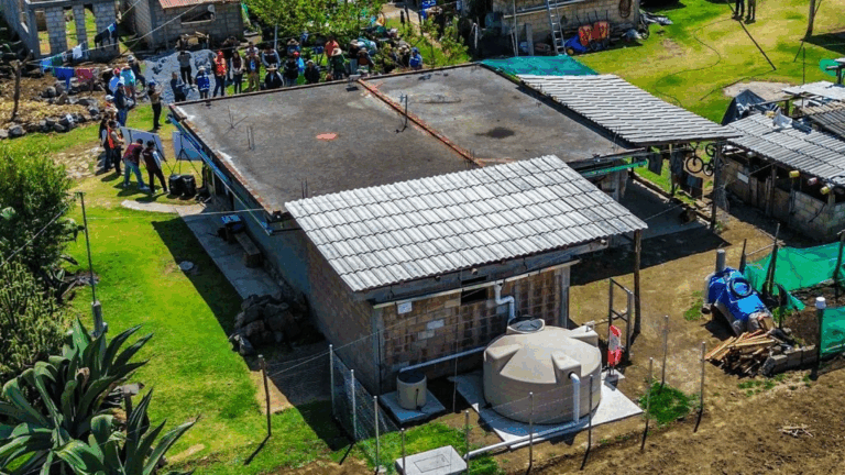 Instalan 57 sistemas de captación de lluvia en Villa de Allende para mejorar acceso al agua