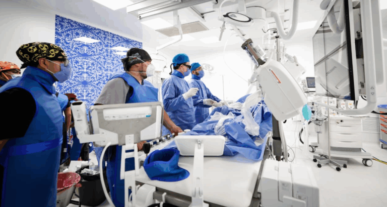 ISSSTE fortalece atención médica en Acapulco con procedimientos de alta especialidad