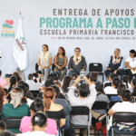 Entregan apoyos del programa “A Paso Firme” en primaria de Tuxtla Gutiérrez