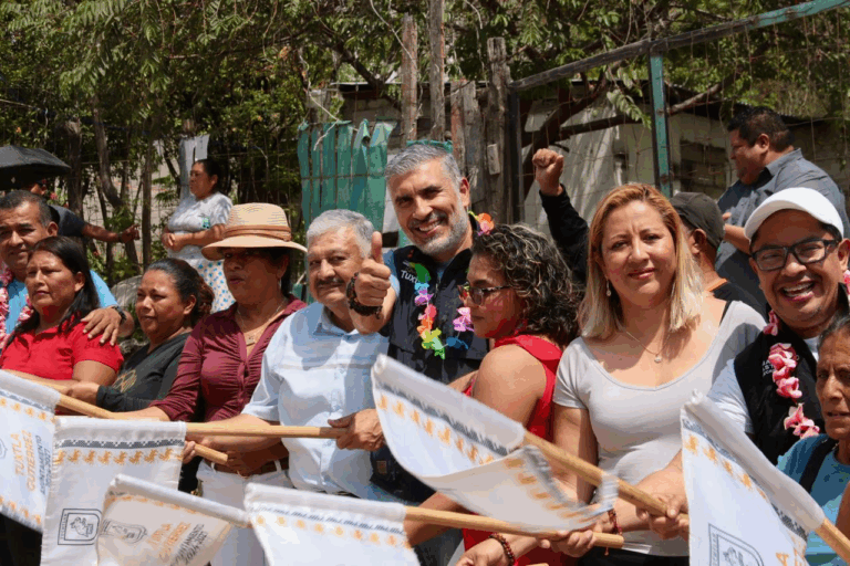 Pone en marcha más calles Ángel Torres en colonias de Tuxtla; ahora en la Nueva Jerusalén