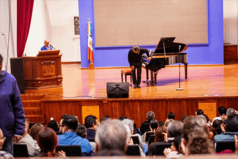 Noche de Piano de Fundación UNACH cautiva en San Cristóbal de Las Casas