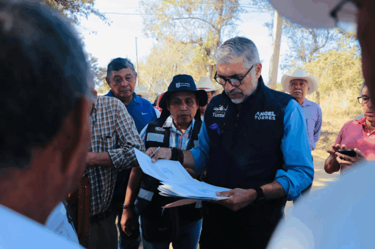 Ángel Torres refuerza compromiso con ejidos de Tuxtla durante visita a Copoya