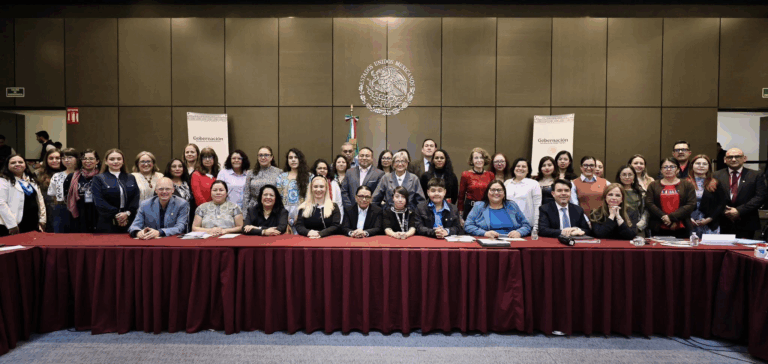 Segob evalúa avances en estrategia para prevenir el embarazo adolescente