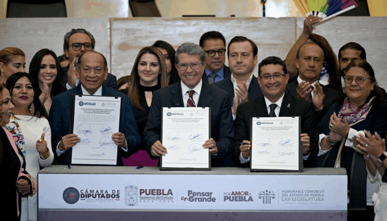 Firman convenio de colaboración entre el Congreso de Puebla y la Cámara de Diputados