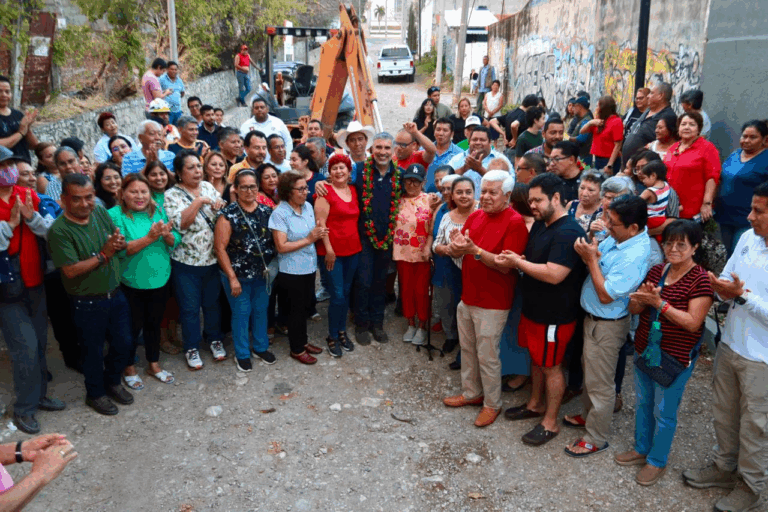 Ángel Torres da banderazo al programa Calles Felices en San Isidro Buenavista