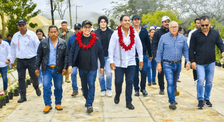 Inauguran pavimentación del camino Berriozábal–Vistahermosa con inversión superior a 15.5 mdp