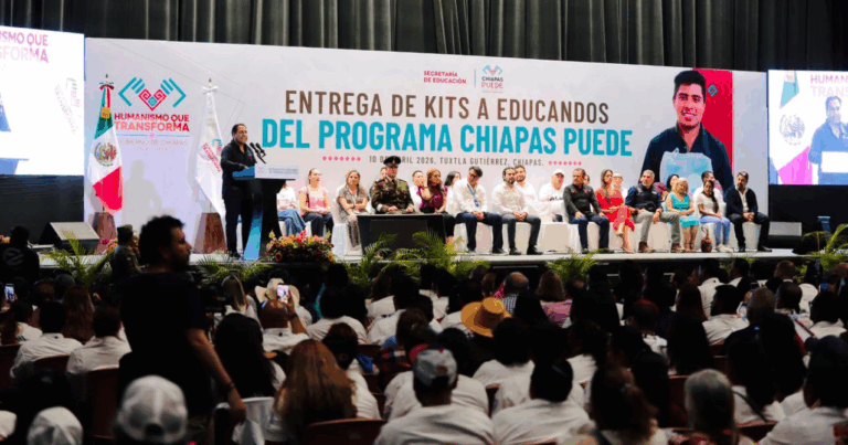 Tuxtla se suma a estrategia educativa con entrega de kits del programa Chiapas Puede