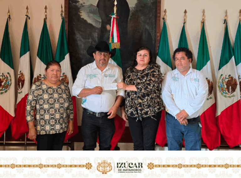 Izúcar de Matamoros impulsa tradiciones con apoyo a fiesta comunitaria
