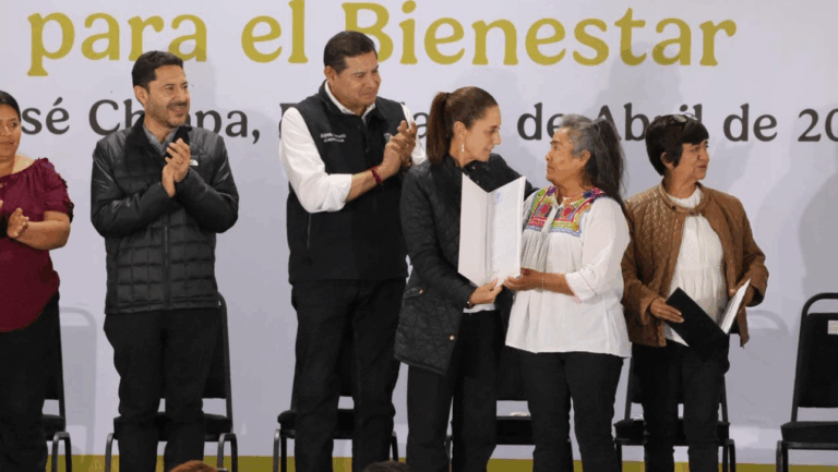 Sheinbaum impulsa vivienda digna sin deudas y entrega apoyos históricos en Puebla