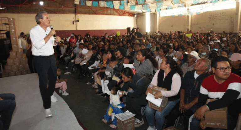 Pepe Chedraui refuerza apoyo alimentario en San Pablo Xochimehuacan con entrega de despensas