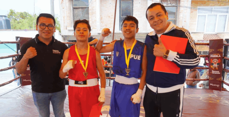 Texmelucan celebra el boxeo en el 2.º aniversario de Quetzalcóatl Boxing en San Cristóbal