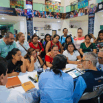 Ángel Torres concluyó de madrugada atención a tuxtlecas y tuxtlecos en Lunes del Pueblo