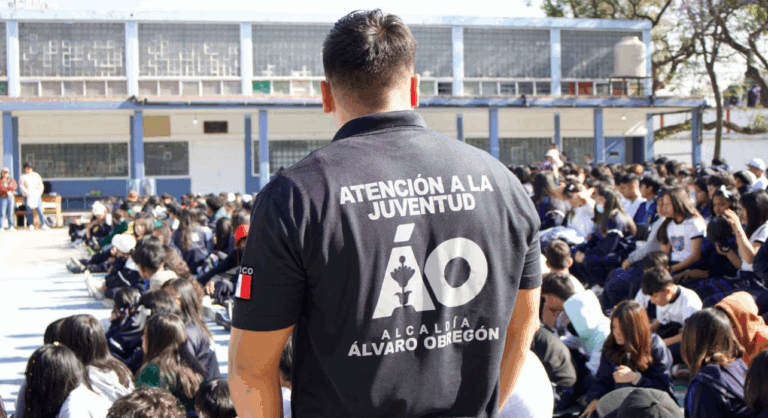 UNACH realiza conversatorio sobre sistema universitario de cuidados en Tapachula