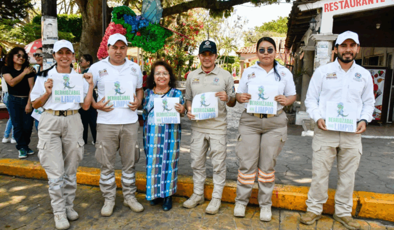 Transporte público se suma a campaña “Berriozábal Vive Limpio” para promover el cuidado ambiental