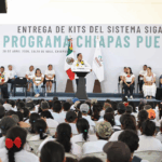 Eduardo Ramírez impulsa alfabetización en Salto de Agua con entrega de kits de Chiapas Puede