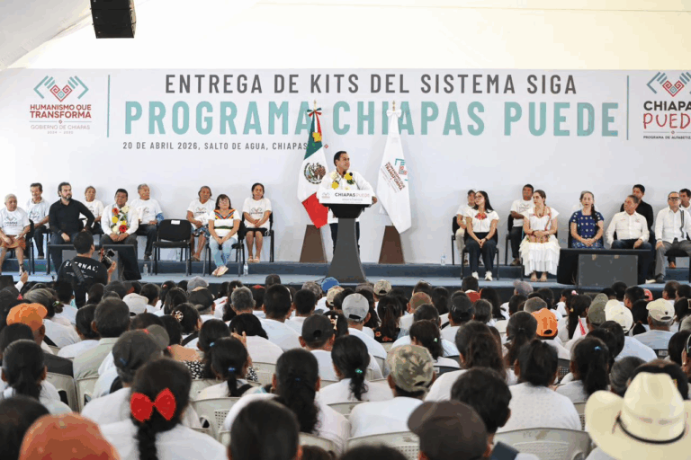 Eduardo Ramírez impulsa alfabetización en Salto de Agua con entrega de kits de Chiapas Puede