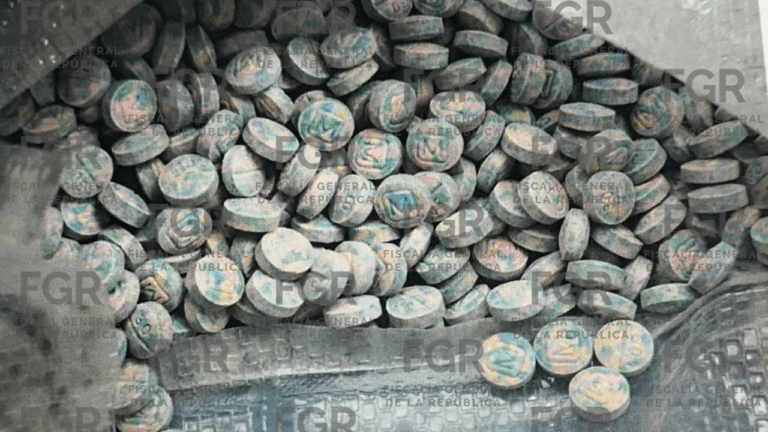 FGR vincula a proceso a mujer detenida con más de 5 mil pastillas de fentanilo en Sinaloa