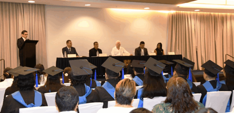 UNACH gradúa a nueva generación de abogados en Tapachula