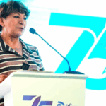Delfina Gómez reconoce a Pfizer por 75 años en México y destaca su impacto en Toluca