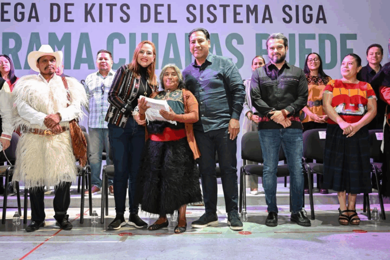 Eduardo Ramírez destaca avances del programa Chiapas Puede y reconoce a las y los alfabetizadores