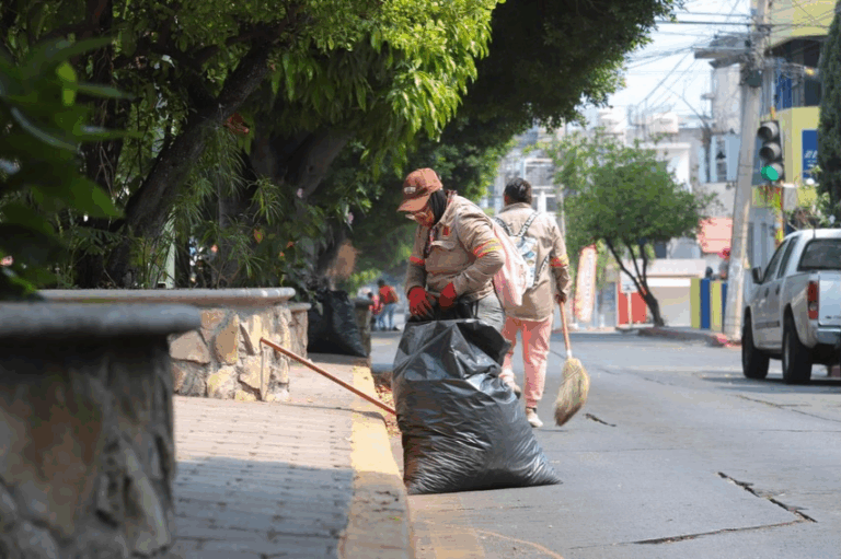 Refuerzan limpieza en Tuxtla con programa “Chuleando Tuxtla” durante Semana Santa