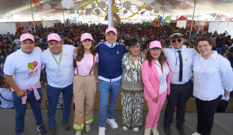 Más de 2 mil niñas y niños celebran su día en DIFZANIA en San Martín Texmelucan