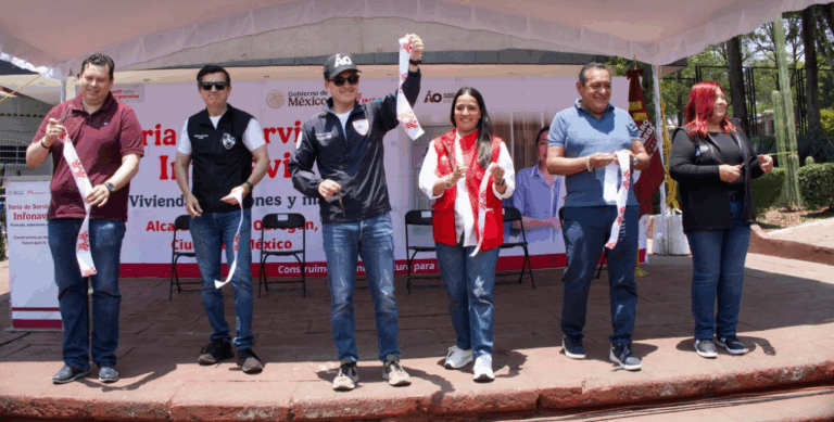 Alcaldía Álvaro Obregón acerca servicios de Infonavit a vecinas y vecinos en feria informativa