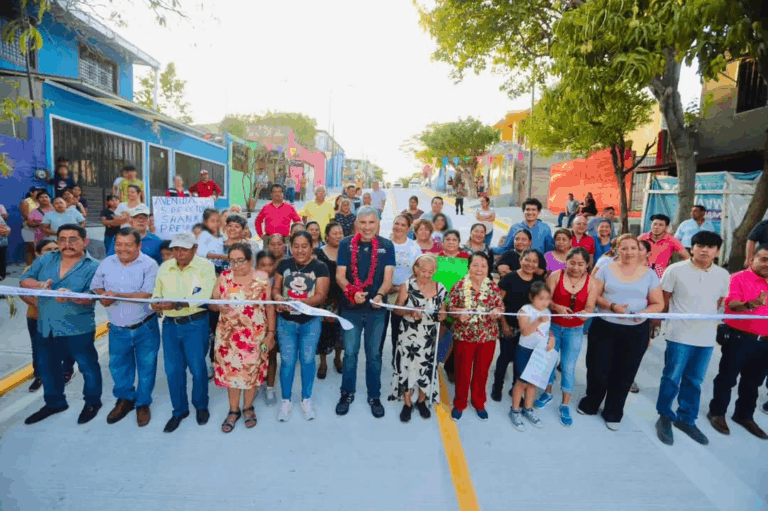 Inaugura Ángel Torres una calle más en Tuxtla; ahora en la colonia Linda Vista Shanká
