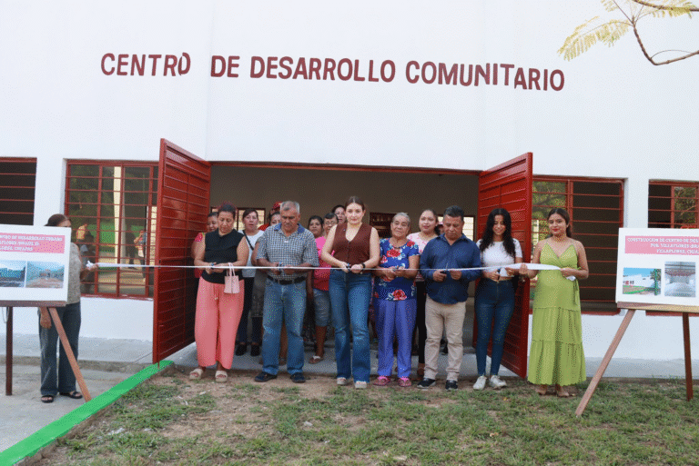 Valeria Rosales entrega nuevo Centro de Desarrollo Comunitario en El Brasil 2