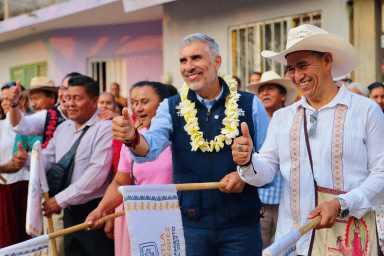 Ángel Torres lleva justicia social a Montecristo con el arranque de una nueva pavimentación integral