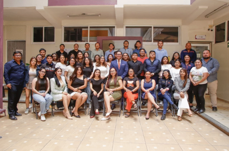 Poder Judicial fortalece formación de estudiantes con taller sobre el sistema acusatorio penal