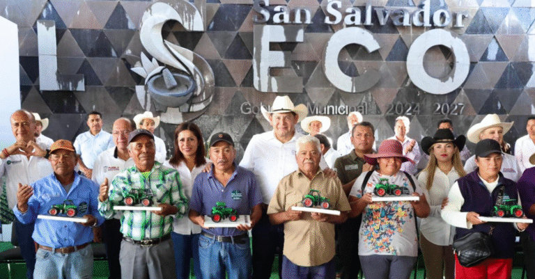 Alejandro Armenta impulsa obra comunitaria y apoyos al campo en San Salvador El Seco