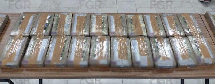 FGR obtiene vinculación a proceso contra cuatro personas por transporte de cocaína