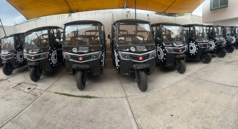 Texmelucan impulsa recolección de residuos con entrega gratuita de 50 motocarros