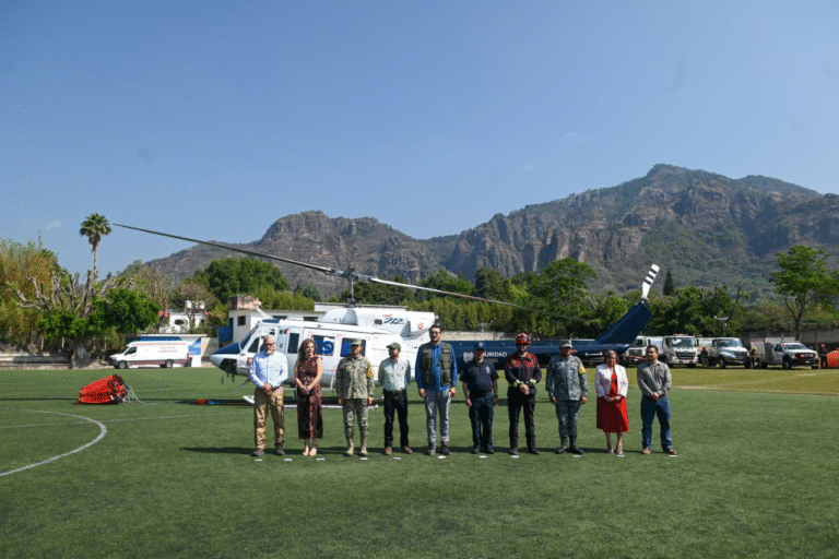 Morelos fortalece capacidad de respuesta ante incendios forestales con equipo aéreo especializado