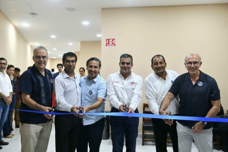 Inversión en salud fortalece desarrollo y confianza en Tapachula: Yamil Melgar
