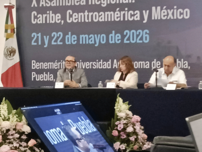 UNACH lleva su voz al debate sobre Inteligencia Artificial en cumbre universitaria de América Latina