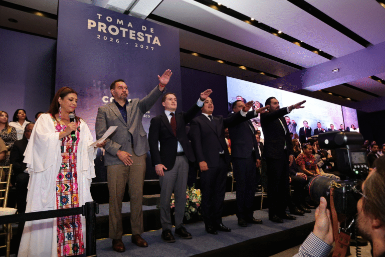 Clara Brugada llama a fortalecer el municipalismo transformador y toma protesta a nueva dirigencia de la CONAMM