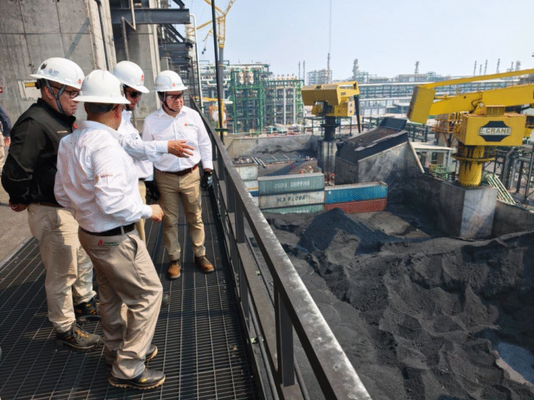 Pemex supervisa operación y mantenimiento en la Refinería Olmeca de Tabasco