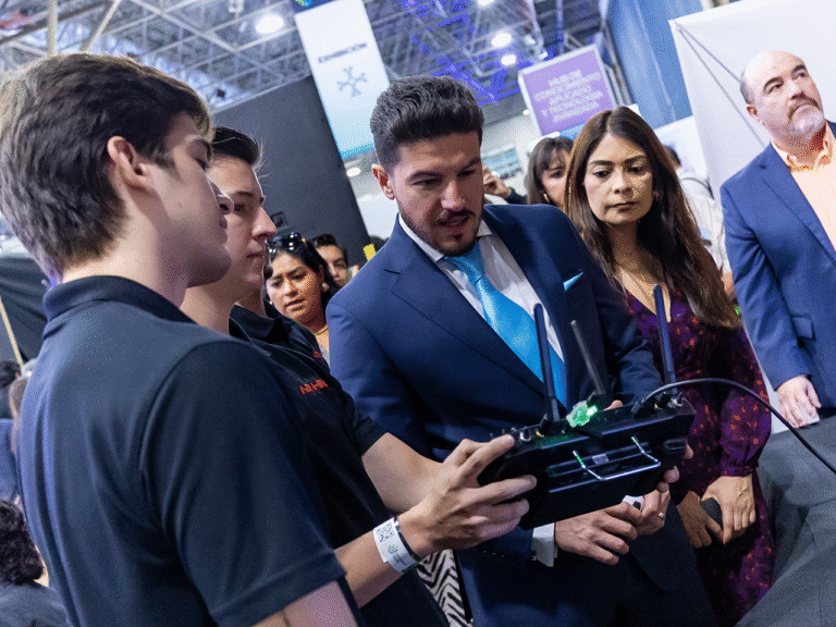 Nuevo León apuesta por la innovación y la inteligencia artificial con el arranque de InnovaFest 2026