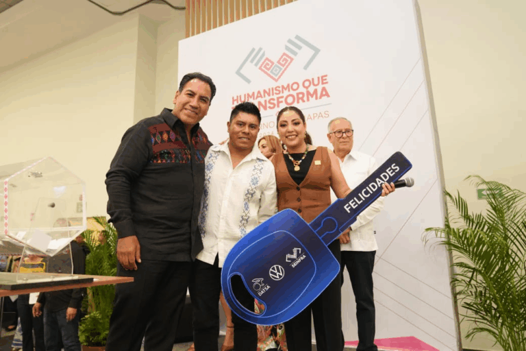 Eduardo Ramírez reconoce al sector constructor y reafirma compromiso con la transparencia en la obra pública