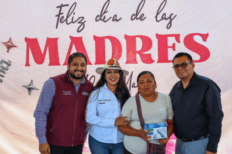 Tonantzin Fernández acompaña celebración del Día de las Madres en CECyTE de Santa Bárbara Almoloya