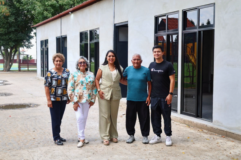 Tonantzin Fernández impulsa espacios de capacitación y desarrollo en el Deportivo Tlachtli