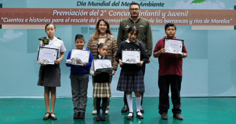 Premian a niñas, niños y jóvenes por rescatar la memoria histórica de ríos y barrancas de Morelos