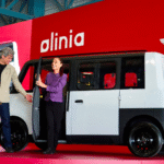 Presenta Claudia Sheinbaum el vehículo eléctrico mexicano Olinia 1; prevén primeras entregas en 2027